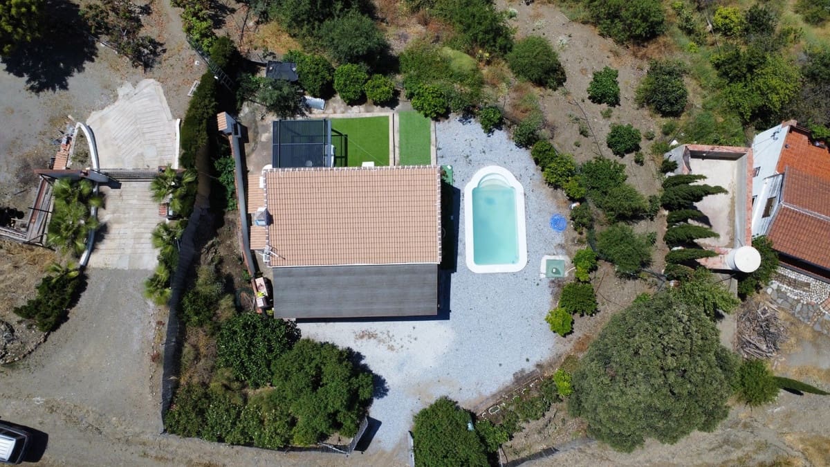 1 sovrum Finca/Hus på landet till salu i El Borge med pool garage - 190 000 € (Ref: 10128680)