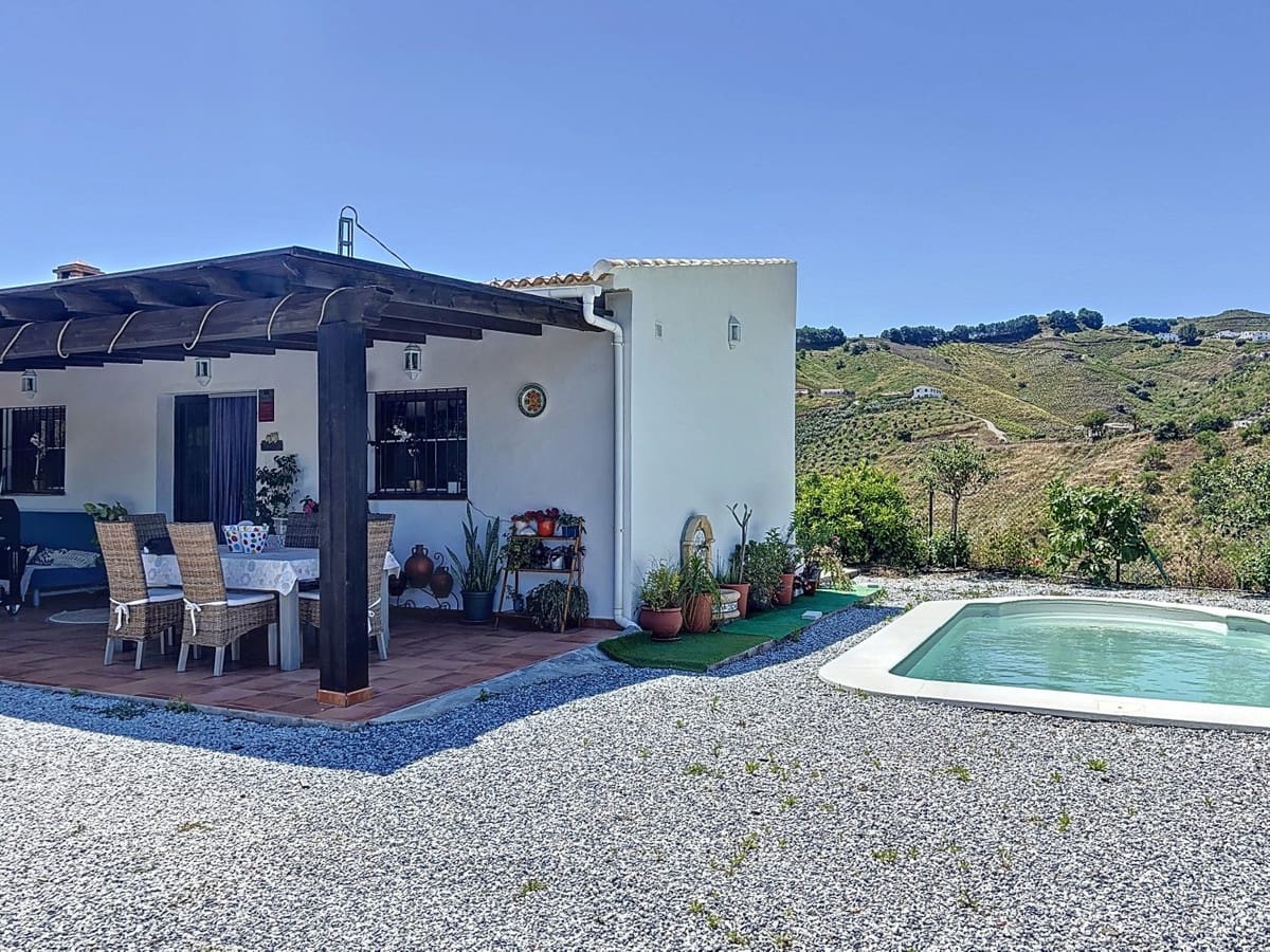 1 sovrum Finca/Hus på landet till salu i El Borge med pool garage - 190 000 € (Ref: 10128680)
