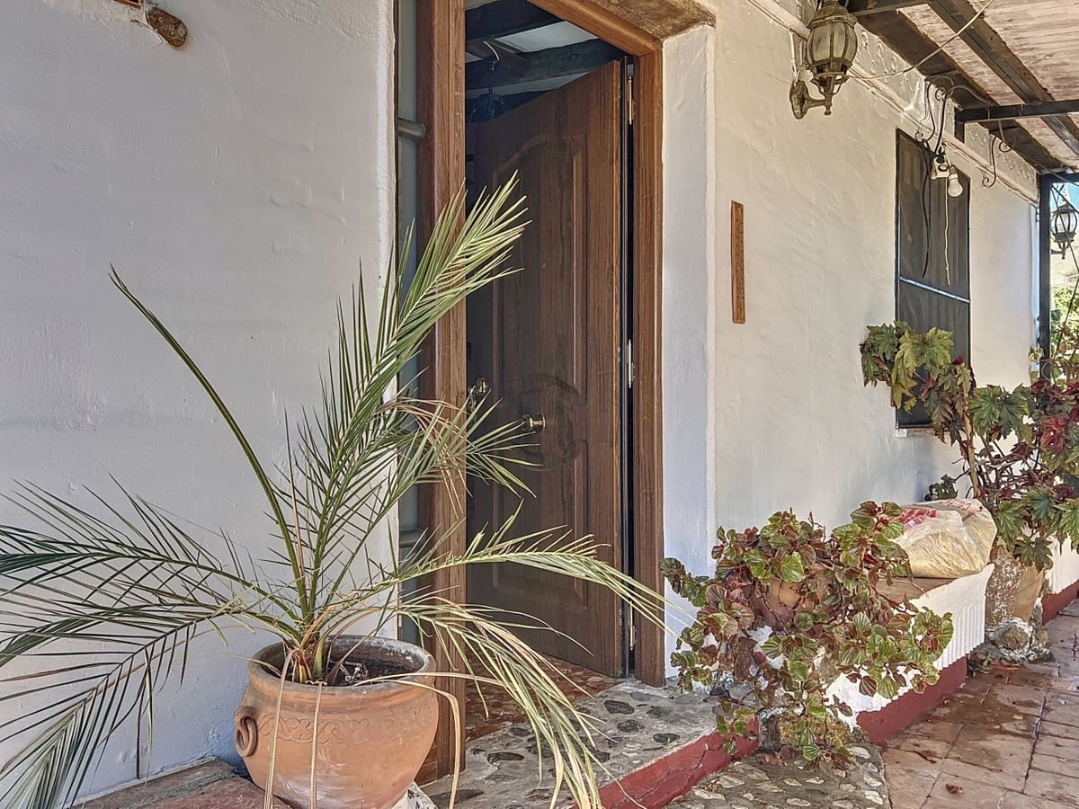 3 chambre Villa/Maison à vendre à Sedella avec piscine - 223 000 € (Ref: 10128681)