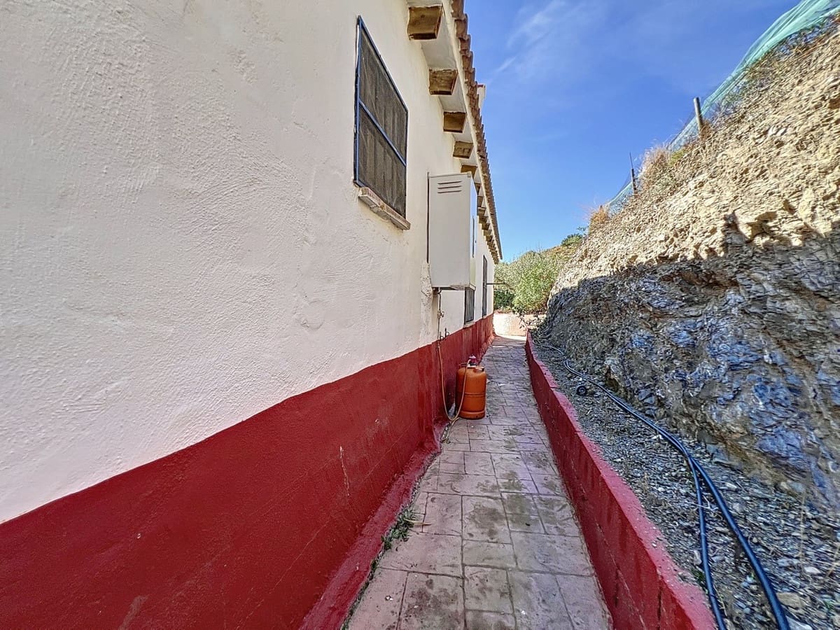 3 chambre Villa/Maison à vendre à Sedella avec piscine - 223 000 € (Ref: 10128681)