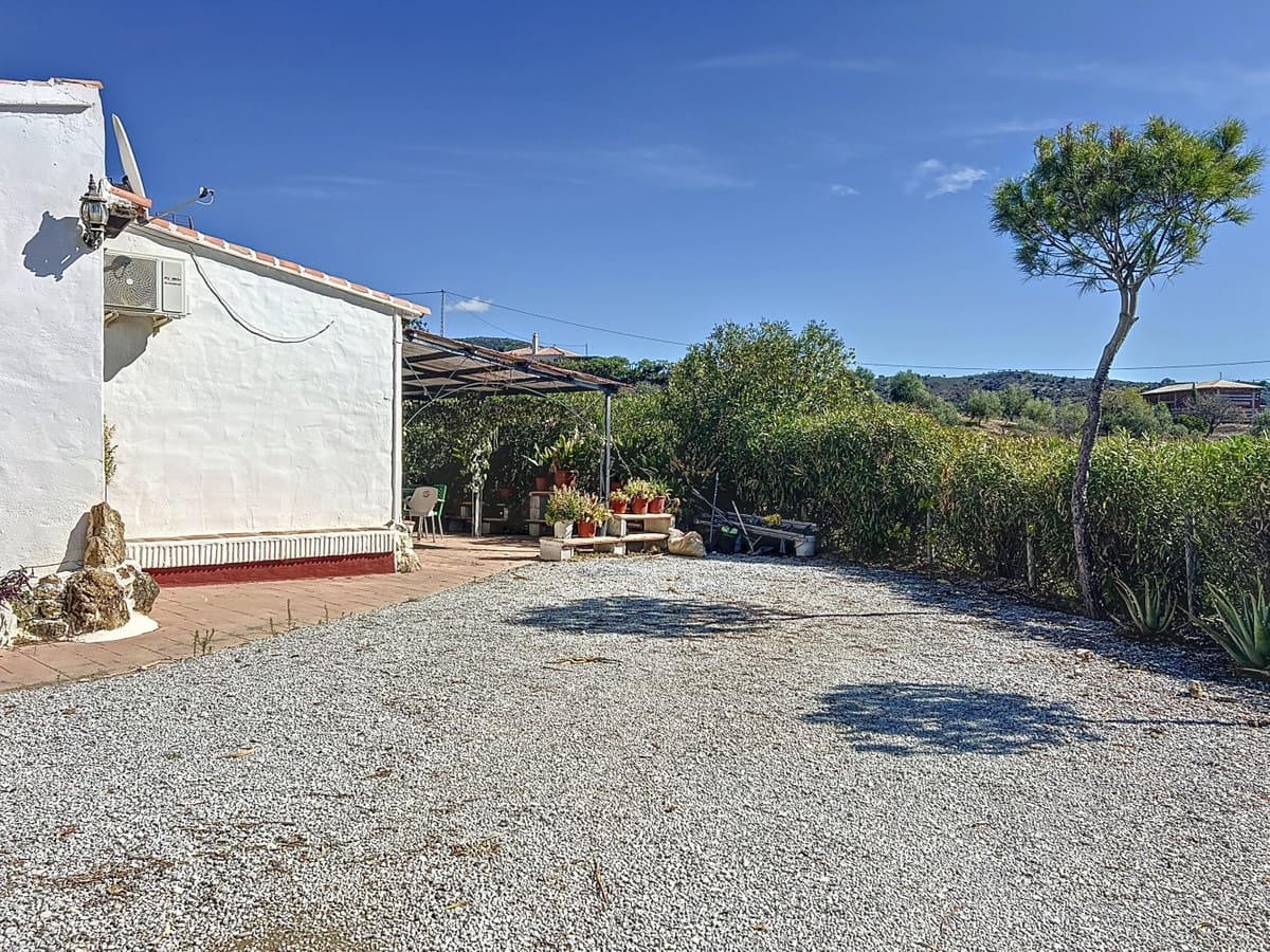 3 chambre Villa/Maison à vendre à Sedella avec piscine - 223 000 € (Ref: 10128681)
