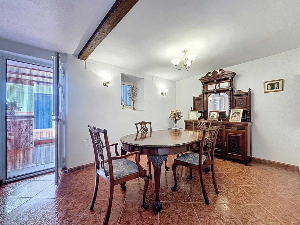5 Zimmer Villa zu verkaufen in Periana mit Garage - 199.000 € (Ref: 10128682)