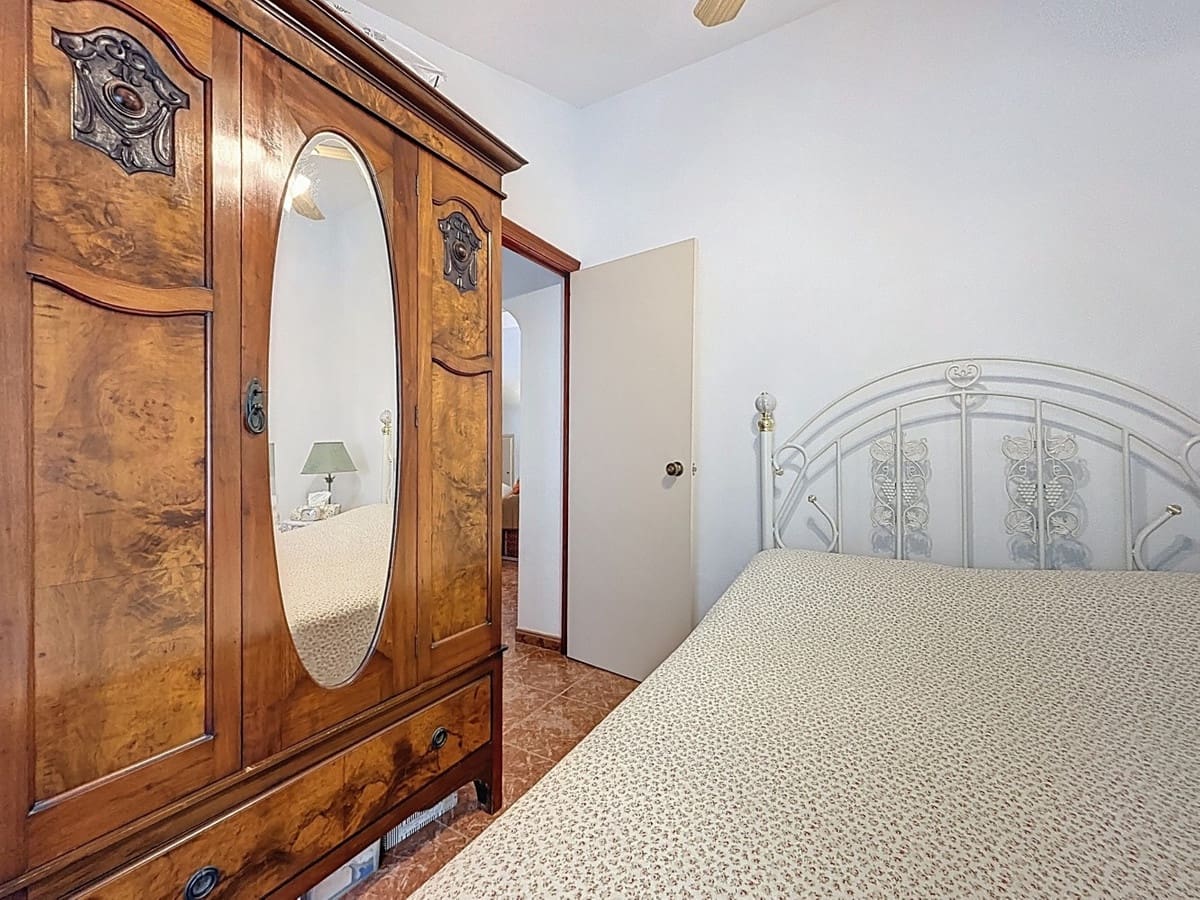 5 Zimmer Villa zu verkaufen in Periana mit Garage - 199.000 € (Ref: 10128682)