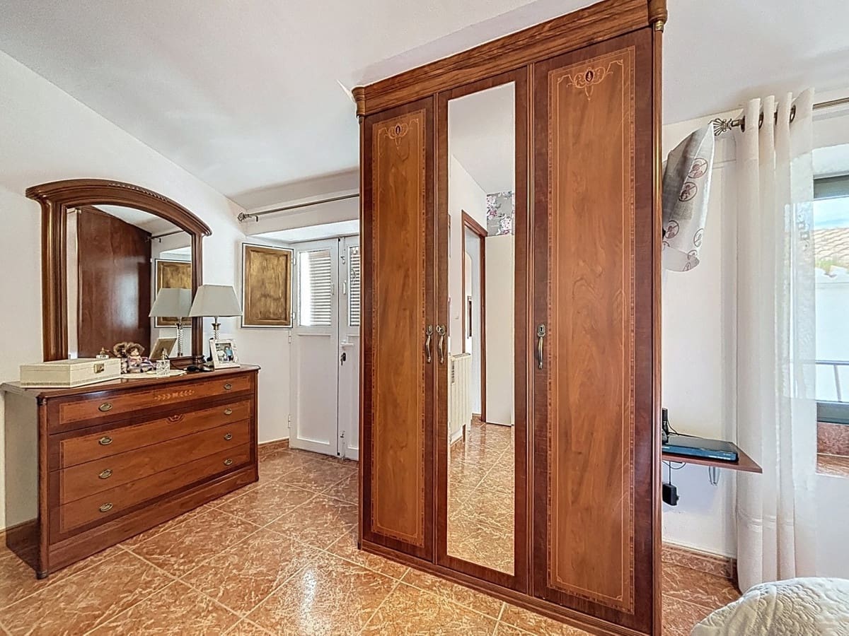 5 Zimmer Villa zu verkaufen in Periana mit Garage - 199.000 € (Ref: 10128682)