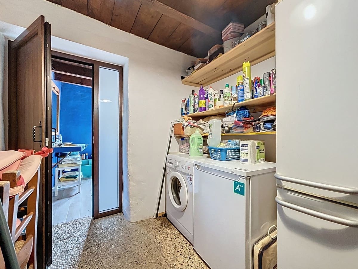 6 Zimmer Villa zu verkaufen in Comares mit Pool Garage - 300.000 € (Ref: 10128686)