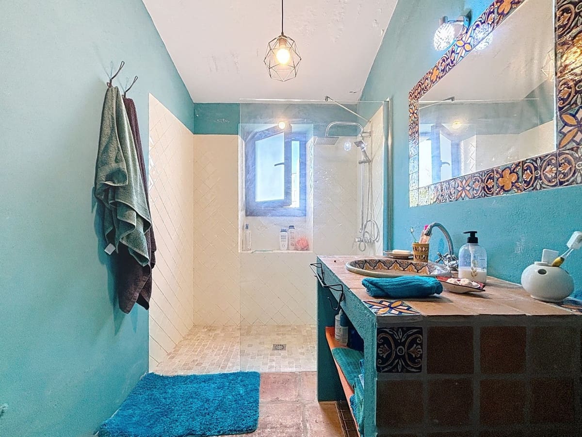 6 Zimmer Villa zu verkaufen in Comares mit Pool Garage - 300.000 € (Ref: 10128686)