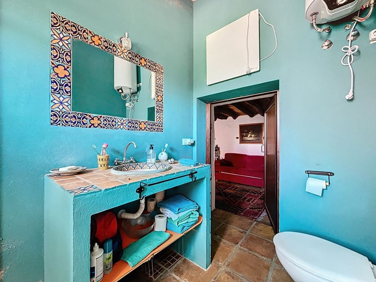 6 Zimmer Villa zu verkaufen in Comares mit Pool Garage - 300.000 € (Ref: 10128686)