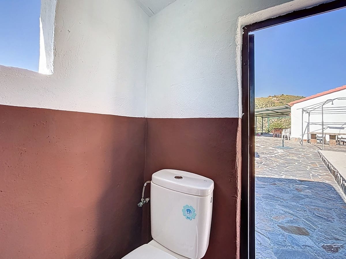 3 soveværelse Villa til salg i Competa med swimmingpool garage - € 415.000 (Ref: 10128688)