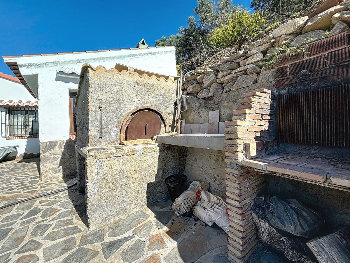 3 soveværelse Villa til salg i Competa med swimmingpool garage - € 415.000 (Ref: 10128688)