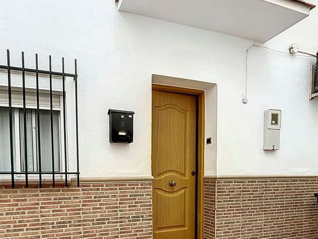 Chalet de 3 habitaciones en Cómpeta en venta - 186.000 € (Ref: 10128689)