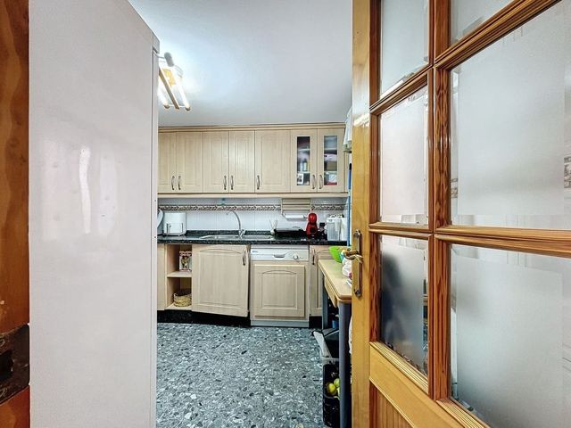 Chalet de 3 habitaciones en Cómpeta en venta - 186.000 € (Ref: 10128689)