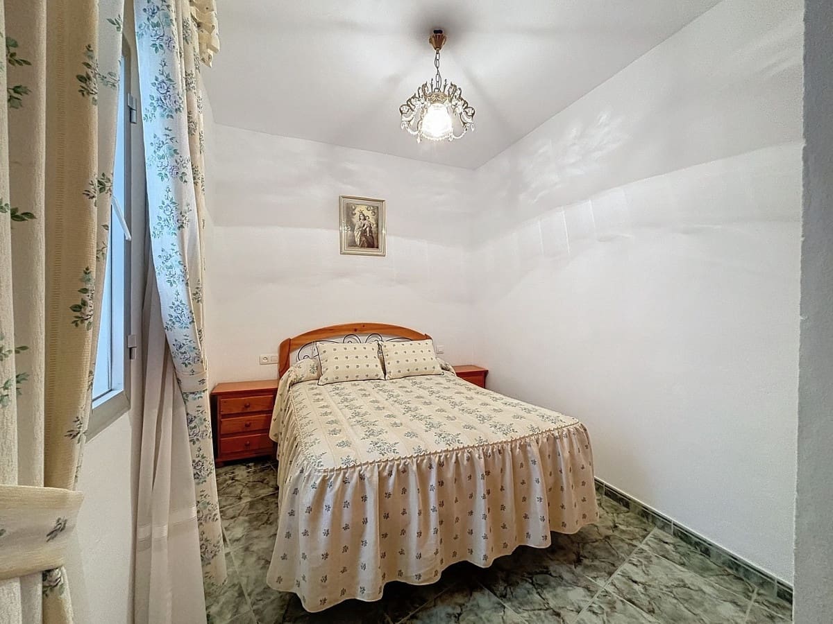 4 chambre Villa/Maison à vendre à Archez - 195 000 € (Ref: 10128690)