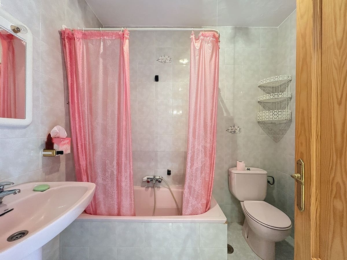 4 chambre Villa/Maison à vendre à Archez - 195 000 € (Ref: 10128690)