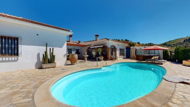 7 Zimmer Villa zu verkaufen in Iznate mit Pool Garage - 1.352.000 € (Ref: 10128691)
