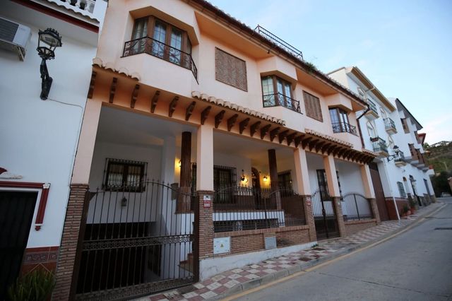 6 Zimmer Villa zu verkaufen in Benamargosa mit Garage - 429.900 € (Ref: 10128693)