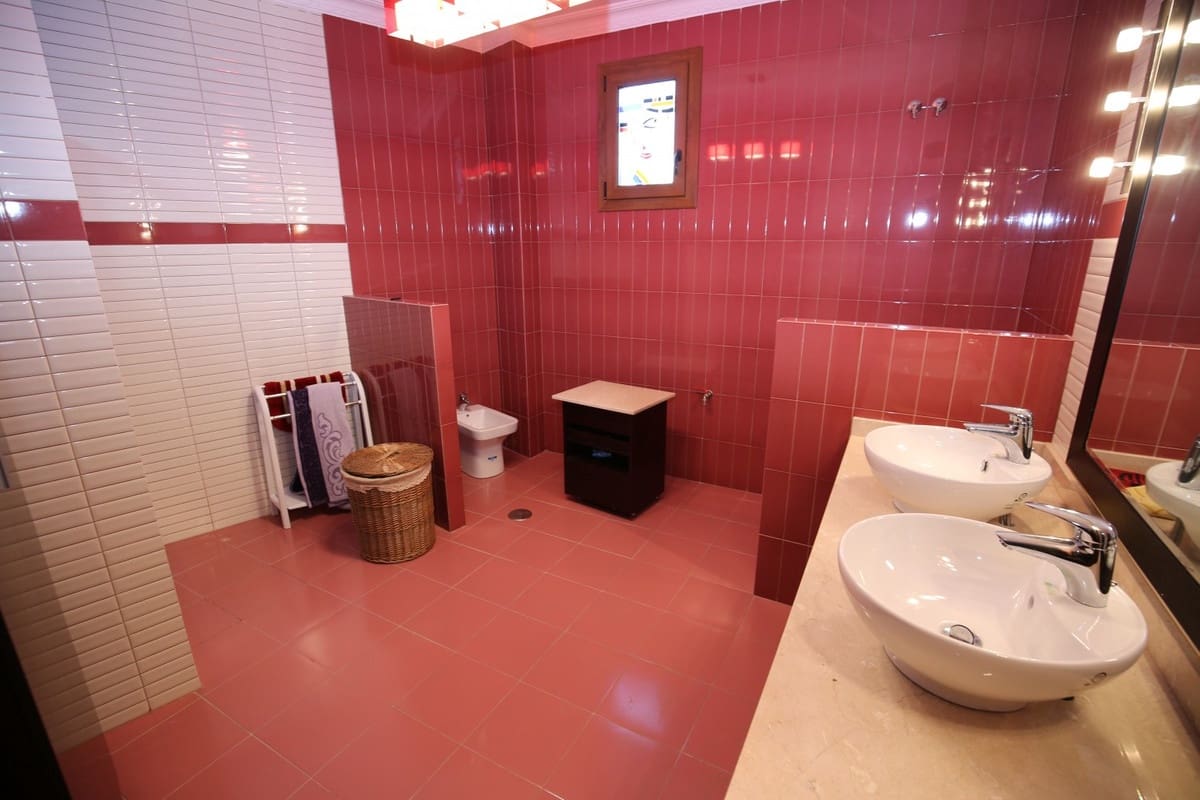 6 Zimmer Villa zu verkaufen in Benamargosa mit Garage - 429.900 € (Ref: 10128693)