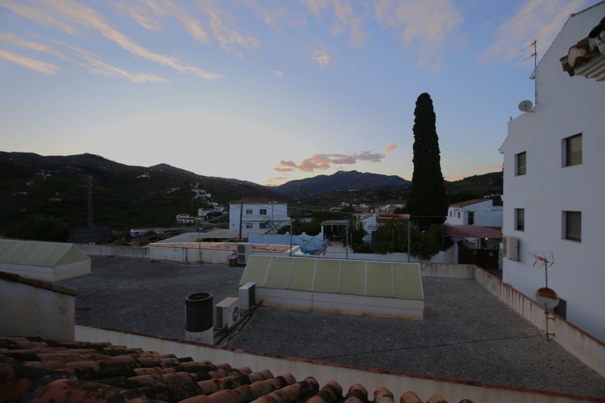 6 Zimmer Villa zu verkaufen in Benamargosa mit Garage - 429.900 € (Ref: 10128693)