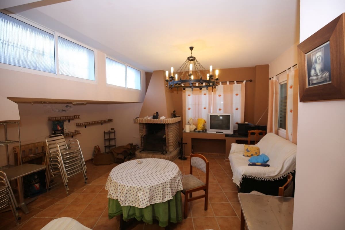 6 Zimmer Villa zu verkaufen in Benamargosa mit Garage - 429.900 € (Ref: 10128693)