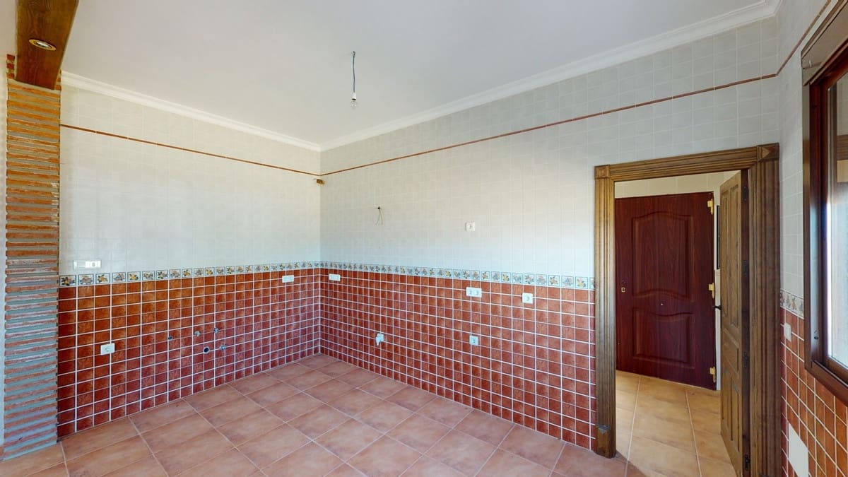 4 sovrum Villa till salu i Colmenar med garage - 299 999 € (Ref: 10128694)