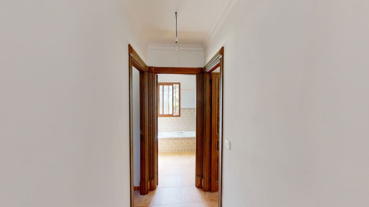 4 sovrum Villa till salu i Colmenar med garage - 299 999 € (Ref: 10128694)