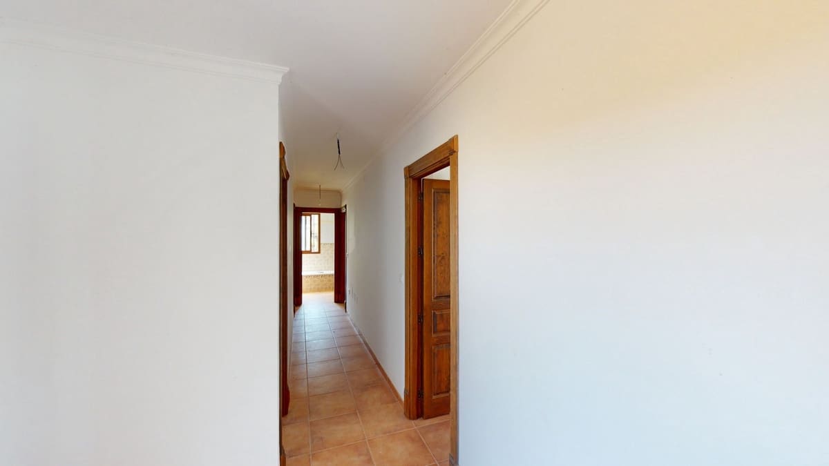 4 sovrum Villa till salu i Colmenar med garage - 299 999 € (Ref: 10128694)