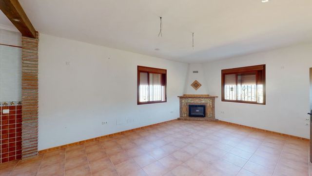 4 sovrum Villa till salu i Colmenar med garage - 299 999 € (Ref: 10128694)