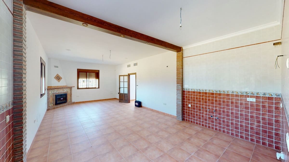4 sovrum Villa till salu i Colmenar med garage - 299 999 € (Ref: 10128694)