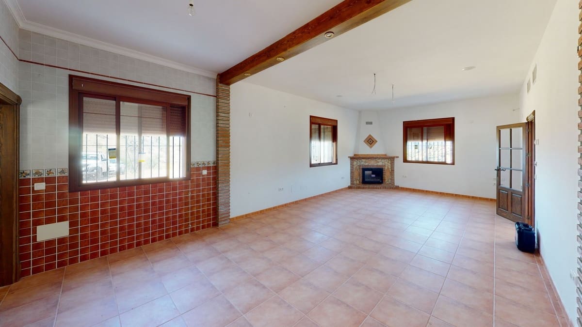 4 sovrum Villa till salu i Colmenar med garage - 299 999 € (Ref: 10128694)