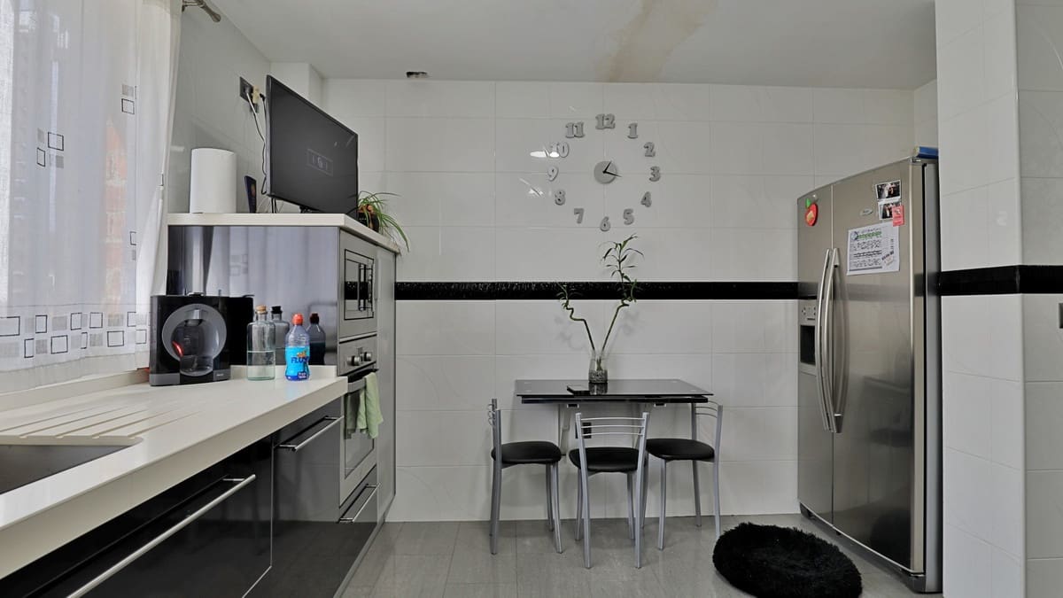 4 soverom Villa til salgs i Alfarnate med garasje - € 300 000 (Ref: 10128697)