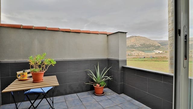 4 Zimmer Villa zu verkaufen in Alfarnate mit Garage - 300.000 € (Ref: 10128697)