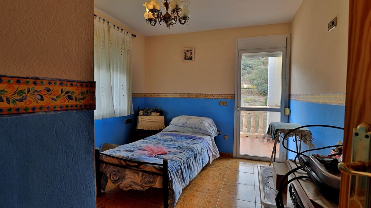 6 chambre Finca/Maison de Campagne à vendre à Alfarnatejo - 420 000 € (Ref: 10128698)