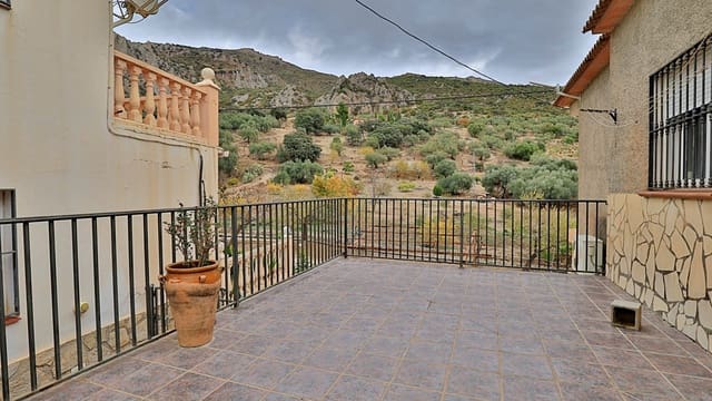 6 chambre Finca/Maison de Campagne à vendre à Alfarnatejo - 420 000 € (Ref: 10128698)