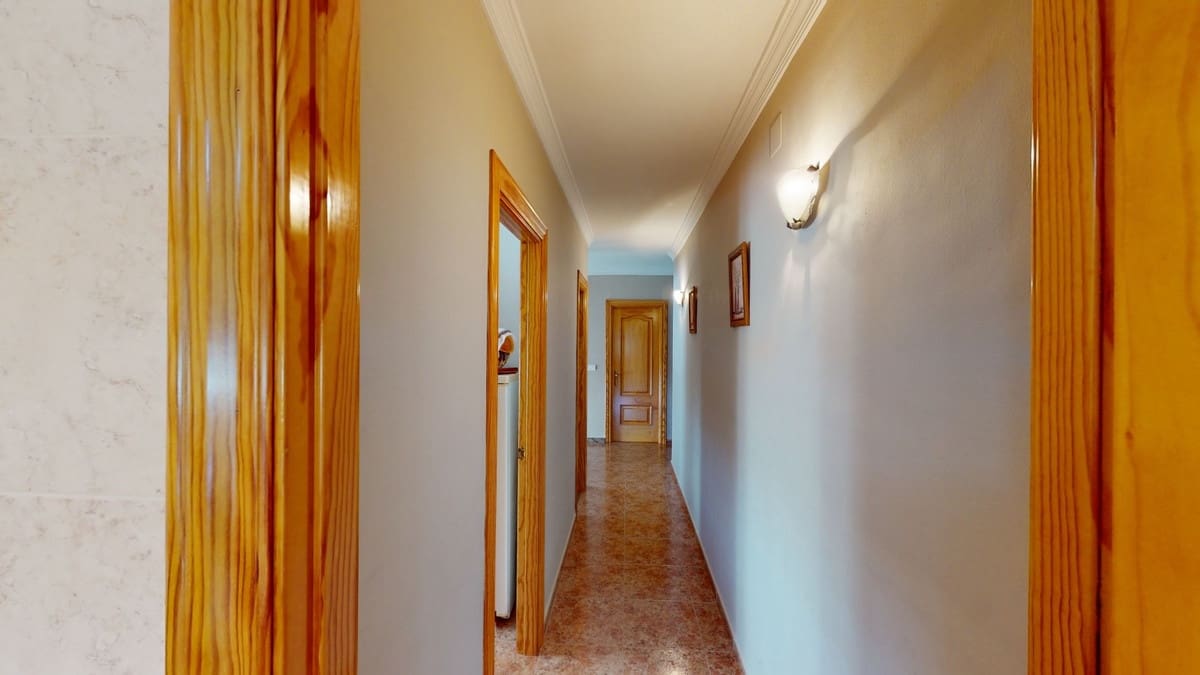6 Zimmer Villa zu verkaufen in Alcaucin mit Pool Garage - 674.500 € (Ref: 10128700)