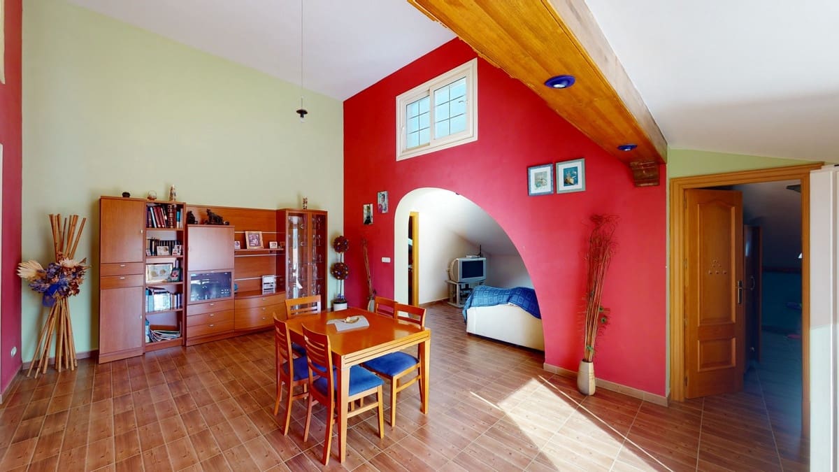 6 Zimmer Villa zu verkaufen in Alcaucin mit Pool Garage - 674.500 € (Ref: 10128700)