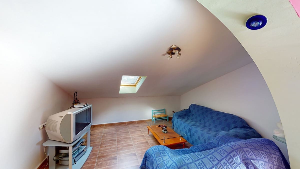 6 Zimmer Villa zu verkaufen in Alcaucin mit Pool Garage - 674.500 € (Ref: 10128700)