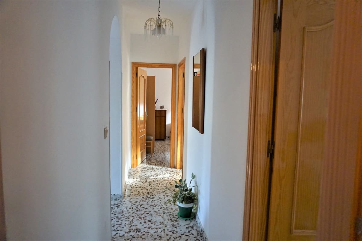 Finca/Casa Rural de 3 habitaciones en Alcaucín en venta con garaje - 375.000 € (Ref: 10128701)