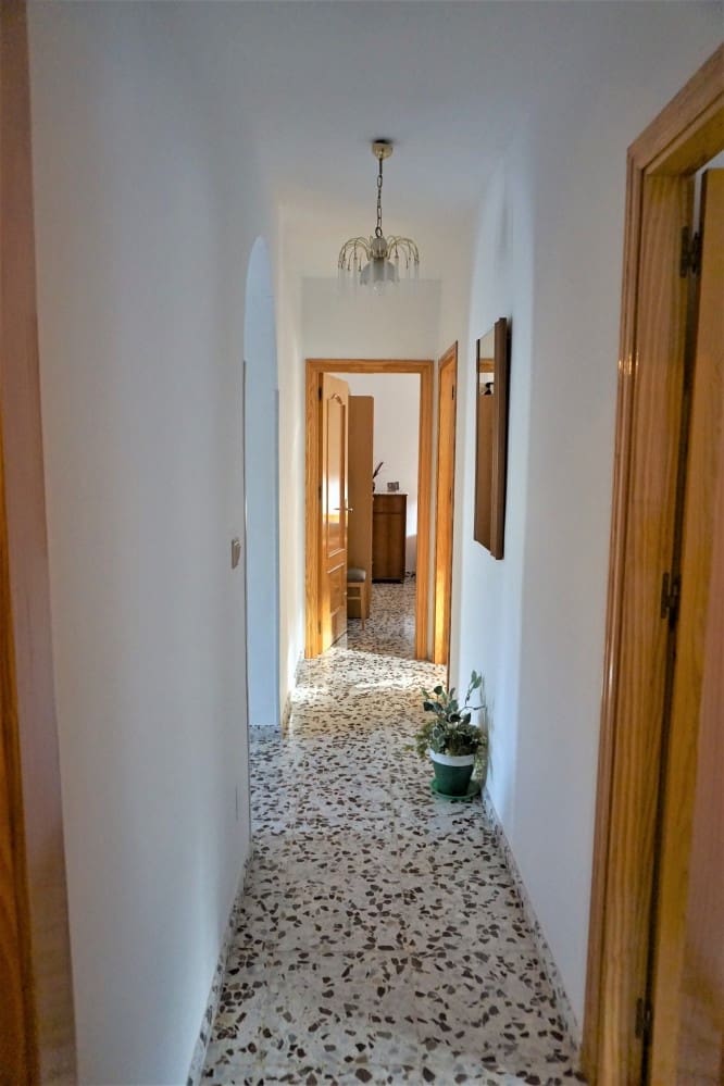 Finca/Casa Rural de 3 habitaciones en Alcaucín en venta con garaje - 375.000 € (Ref: 10128701)