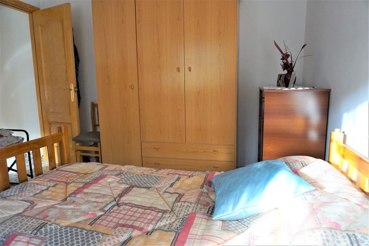 Finca/Casa Rural de 3 habitaciones en Alcaucín en venta con garaje - 375.000 € (Ref: 10128701)