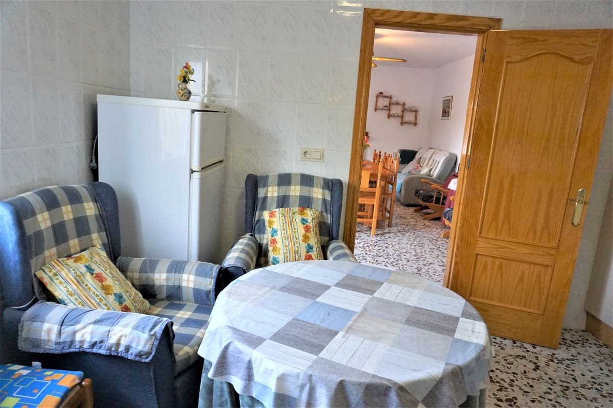 Finca/Casa Rural de 3 habitaciones en Alcaucín en venta con garaje - 375.000 € (Ref: 10128701)