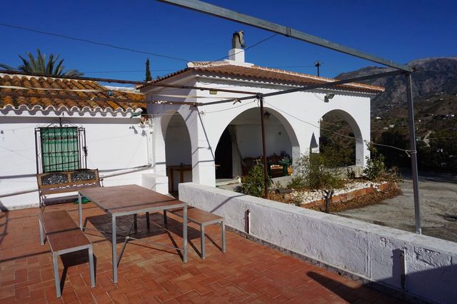 3 slaapkamer Finca/Landhuis te koop in Viñuela met garage - € 420.000 (Ref: 10128702)