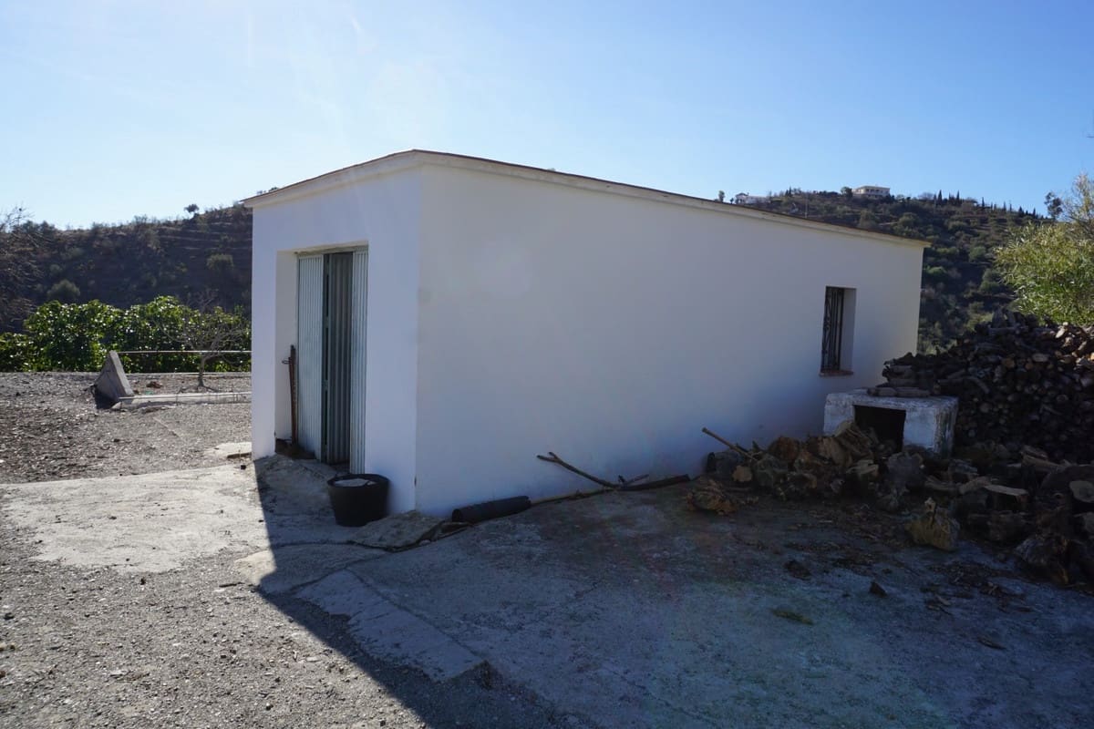 3 slaapkamer Finca/Landhuis te koop in Vinuela met garage - € 420.000 (Ref: 10128702)