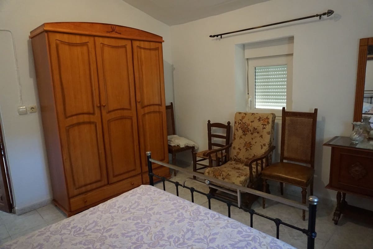 3 slaapkamer Finca/Landhuis te koop in Vinuela met garage - € 420.000 (Ref: 10128702)