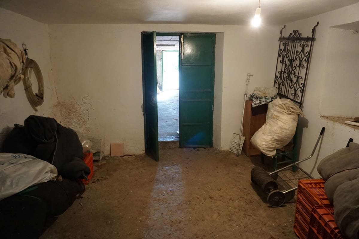 3 slaapkamer Finca/Landhuis te koop in Vinuela met garage - € 420.000 (Ref: 10128702)