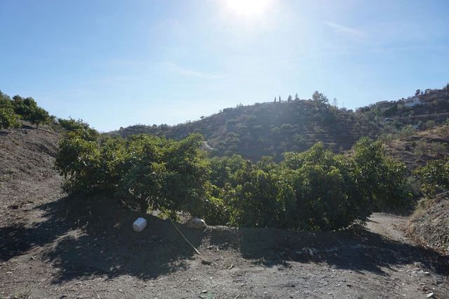 3 slaapkamer Finca/Landhuis te koop in Viñuela met garage - € 420.000 (Ref: 10128702)