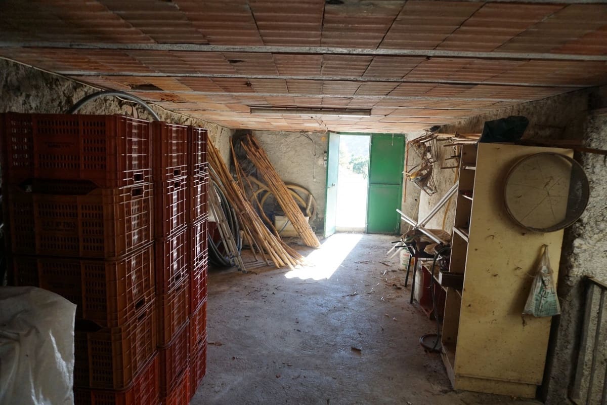 3 slaapkamer Finca/Landhuis te koop in Vinuela met garage - € 420.000 (Ref: 10128702)
