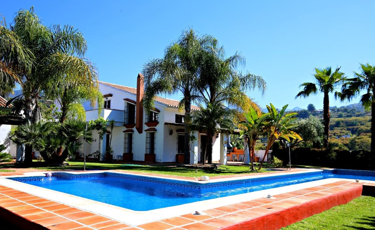 9 bedroom Villa for sale in Frigiliana with pool garage - € 3,200,000 (Ref: 10128703)