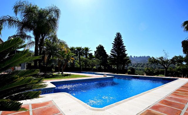 9 bedroom Villa for sale in Frigiliana with pool garage - € 3,200,000 (Ref: 10128703)