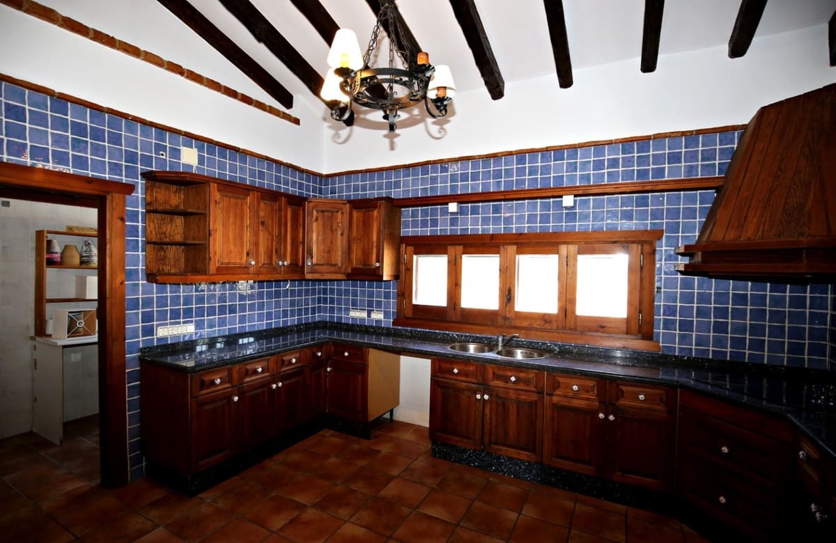 9 bedroom Villa for sale in Frigiliana with pool garage - € 3,200,000 (Ref: 10128703)