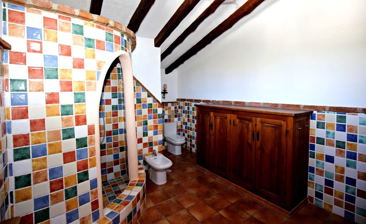 9 bedroom Villa for sale in Frigiliana with pool garage - € 3,200,000 (Ref: 10128703)