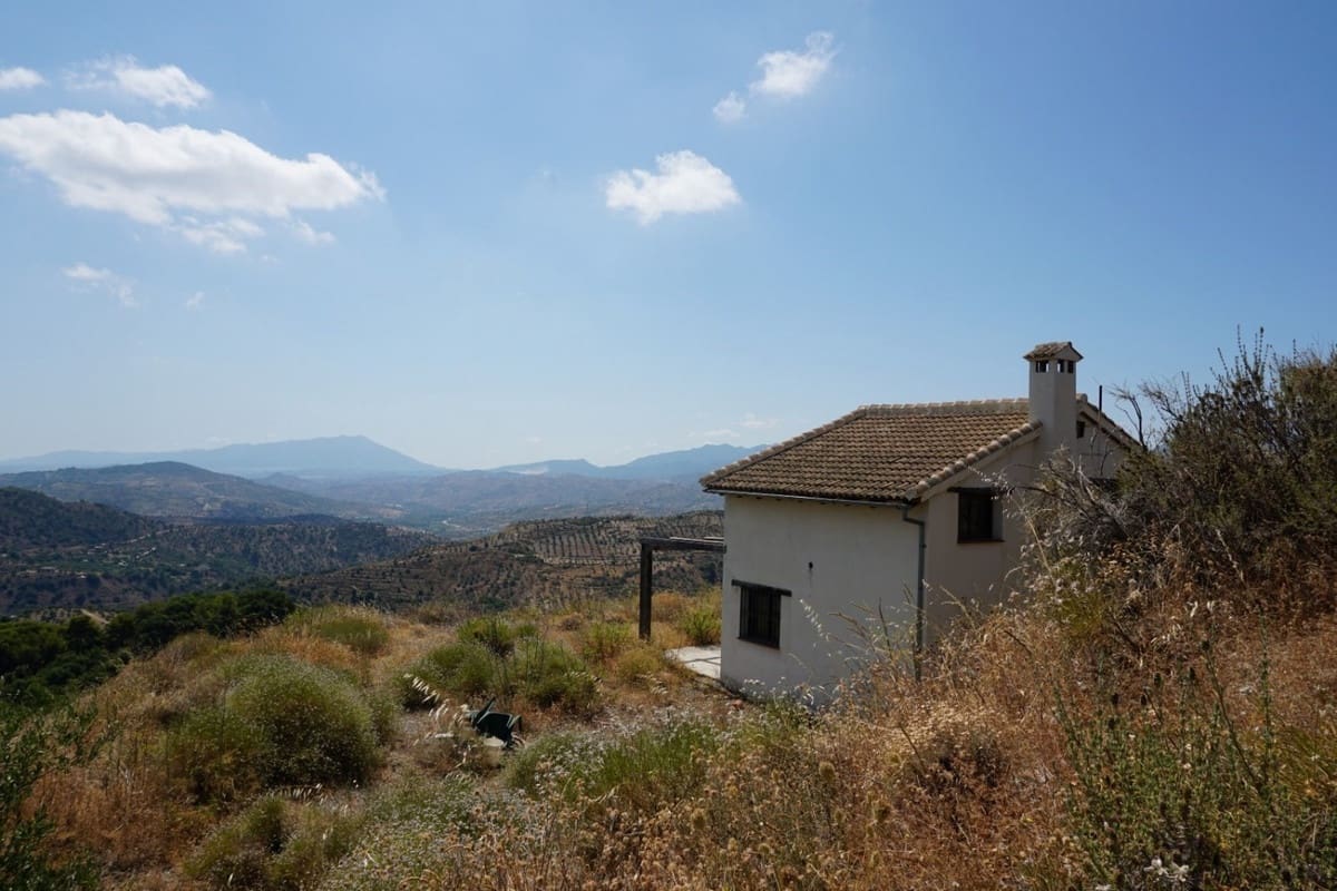 3 chambre Finca/Maison de Campagne à vendre à Yunquera - 280 000 € (Ref: 10128704)